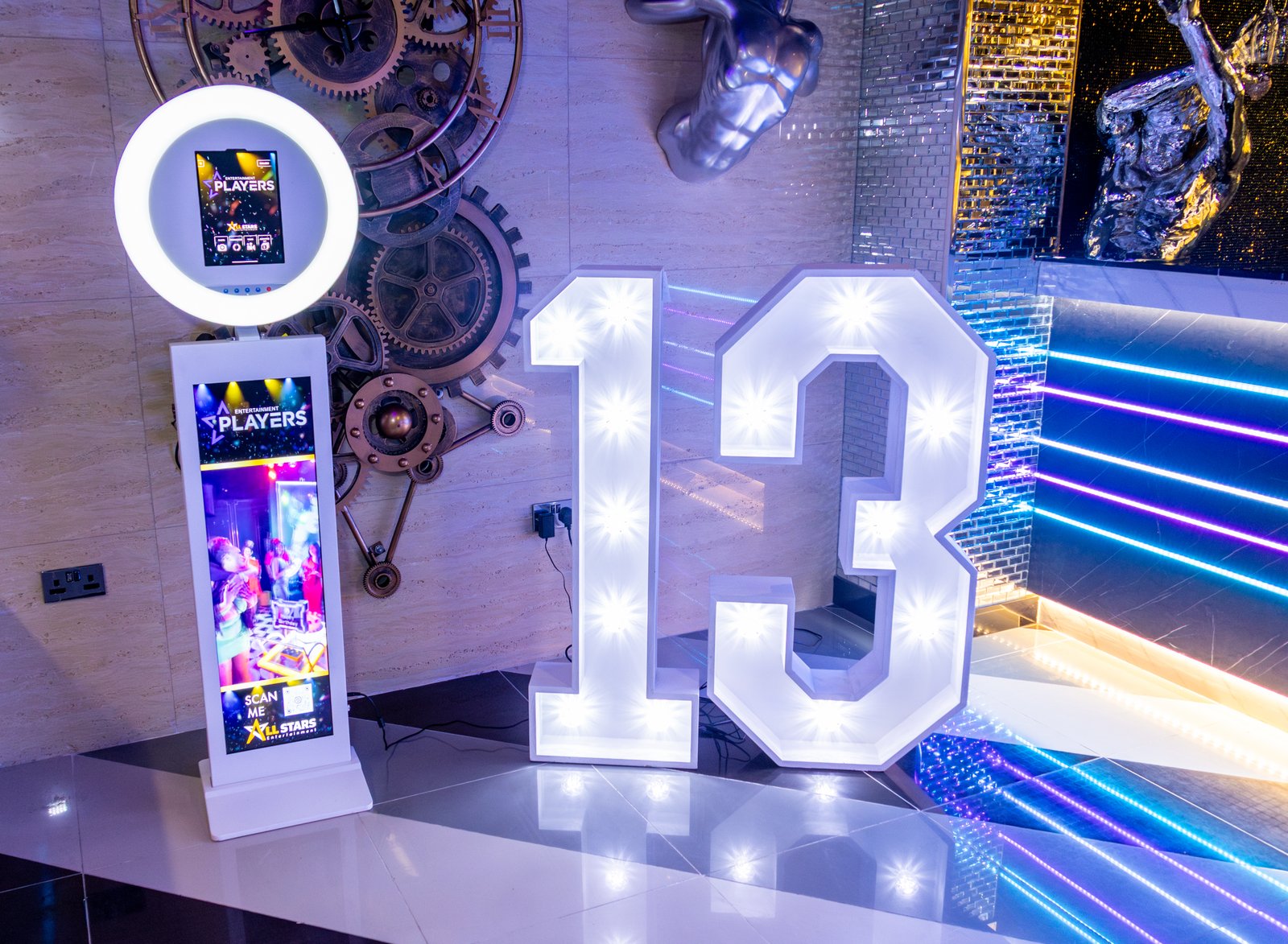 Selfie Booth & LED Numbers